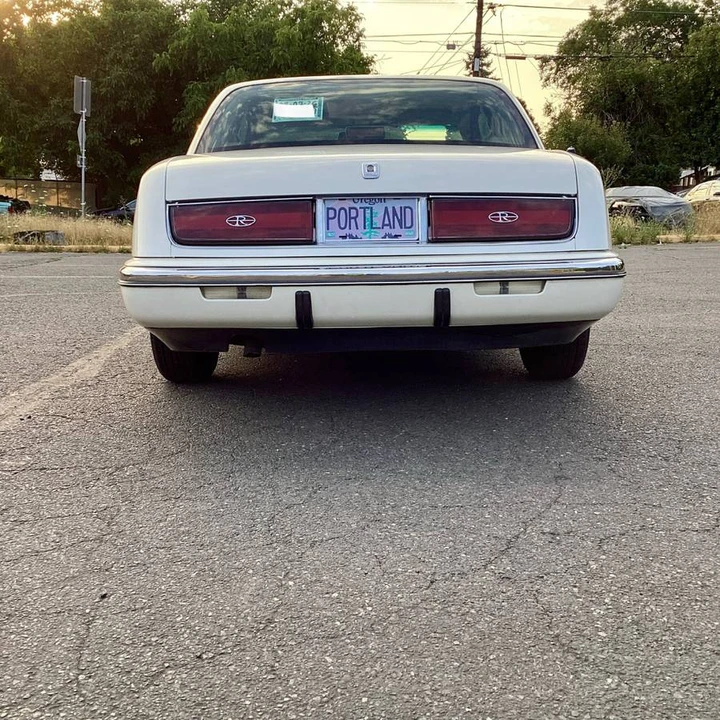 1992 Buick Riviera 4th-7th Gen - Image 2 of 18