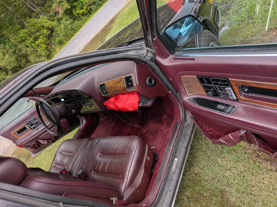 1988 Lincoln Continental 8th Gen - Image 7 of 8