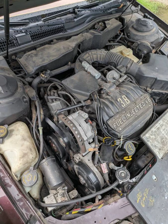 1988 Lincoln Continental 8th Gen - Image 5 of 8