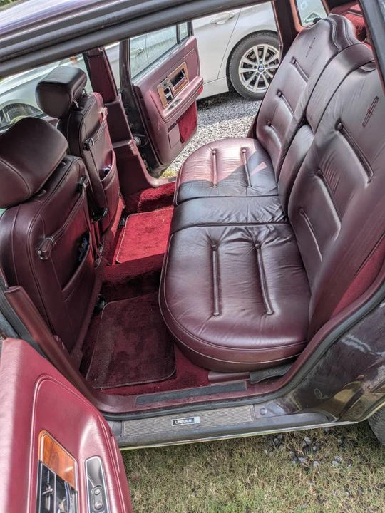 1988 Lincoln Continental 8th Gen - Image 2 of 8