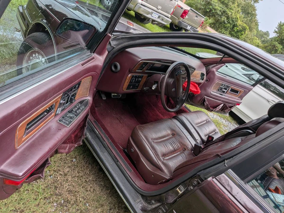 1988 Lincoln Continental 8th Gen - Image 6 of 8