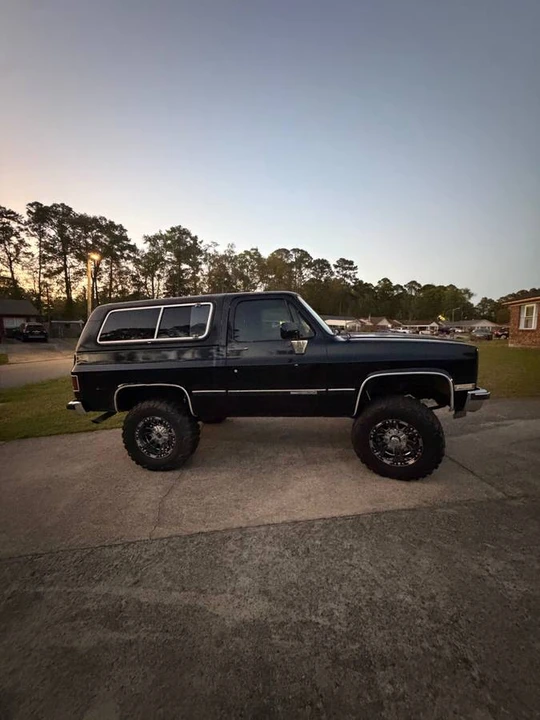 1989 GMC Jimmy 2nd Gen - Image 2 of 6
