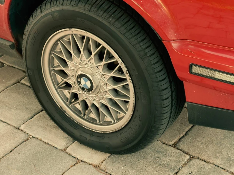1989 BMW E30 3 Series - Image 6 of 12