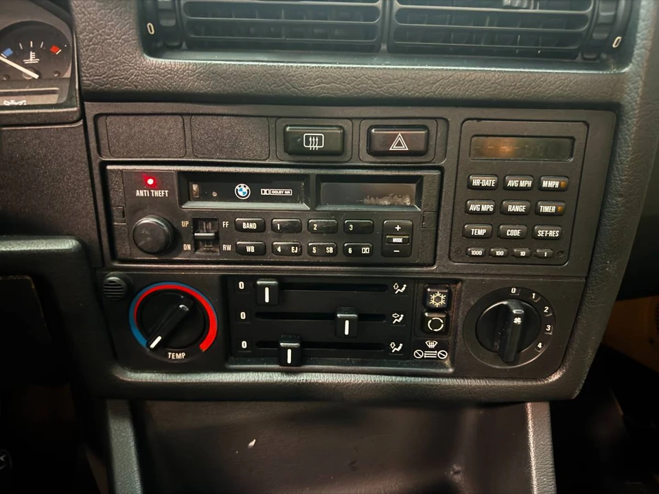 1989 BMW E30 3 Series - Image 12 of 12