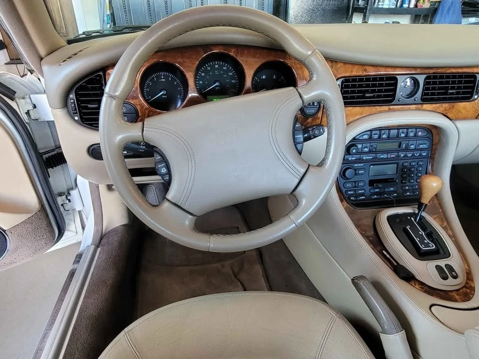 1998 Jaguar X308 XJ - Image 8 of 9