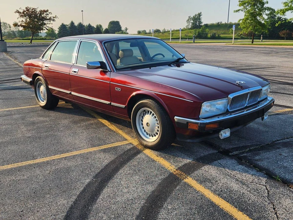 1992 Jaguar XJ40 XJ - Image 9 of 15