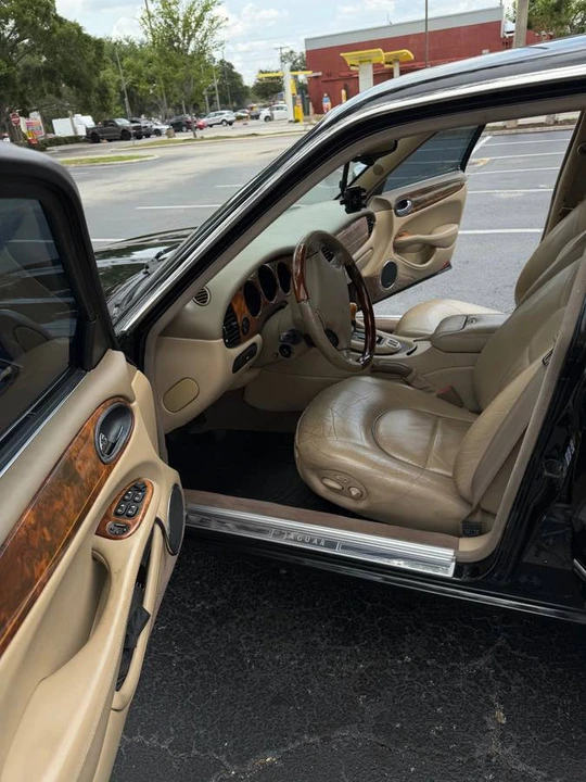 2001 Jaguar X308 XJ - Image 6 of 7