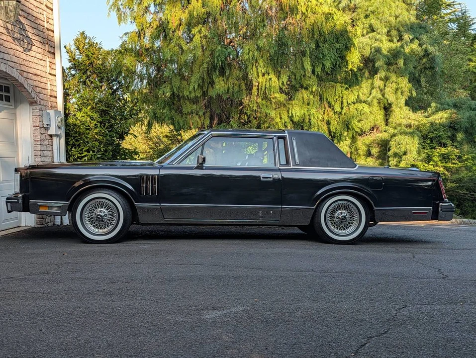 1972 Lincoln Continental 5th Gen - Image 7 of 24