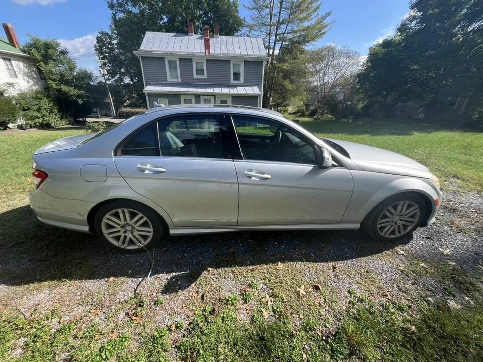 2008 Mercedes-Benz W204 C-Class - Image 3 of 9