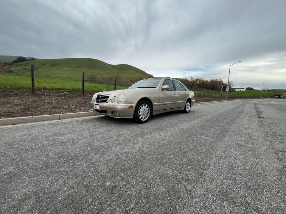 2000 Mercedes-Benz W210 E-Class - Image 4 of 11