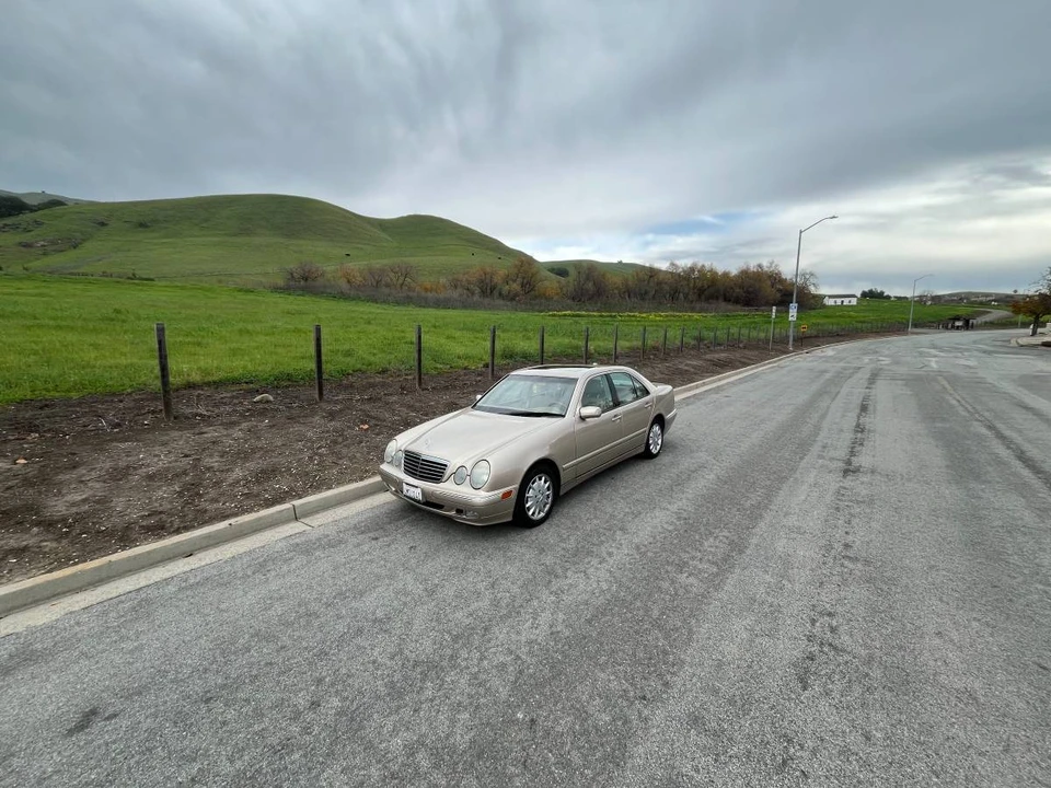 2000 Mercedes-Benz W210 E-Class - Image 3 of 11