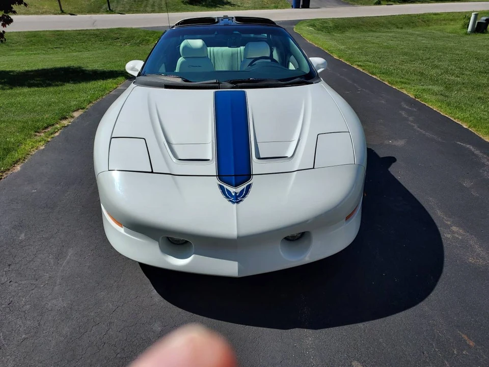 1994 Pontiac Firebird Trans Am 4th Gen - Image 3 of 3