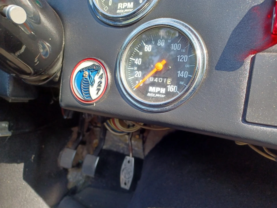 Shelby Cobra Replica - Image 20 of 31