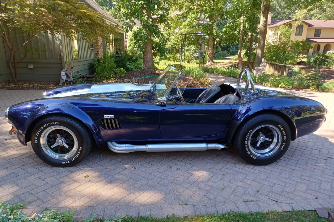 Shelby Cobra Replica - Image 10 of 31