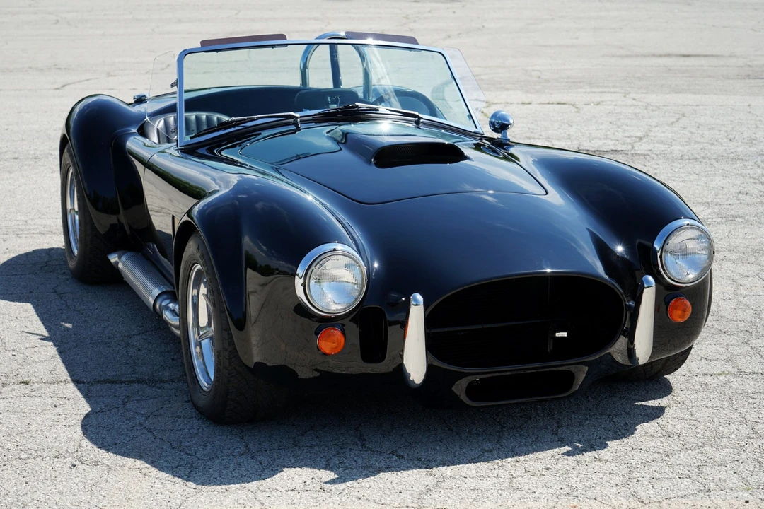 Shelby Cobra Replica - Image 29 of 31