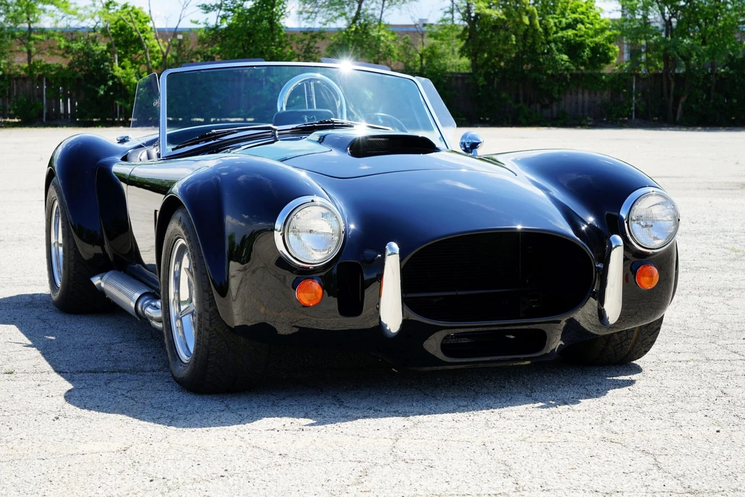 Shelby Cobra Replica - Image 28 of 31