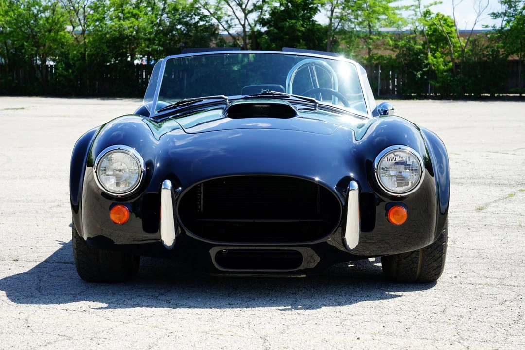 Shelby Cobra Replica - Image 3 of 31