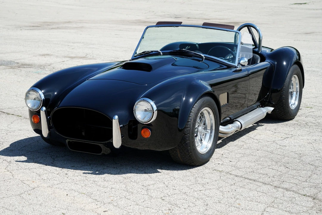 Shelby Cobra Replica - Image 4 of 31