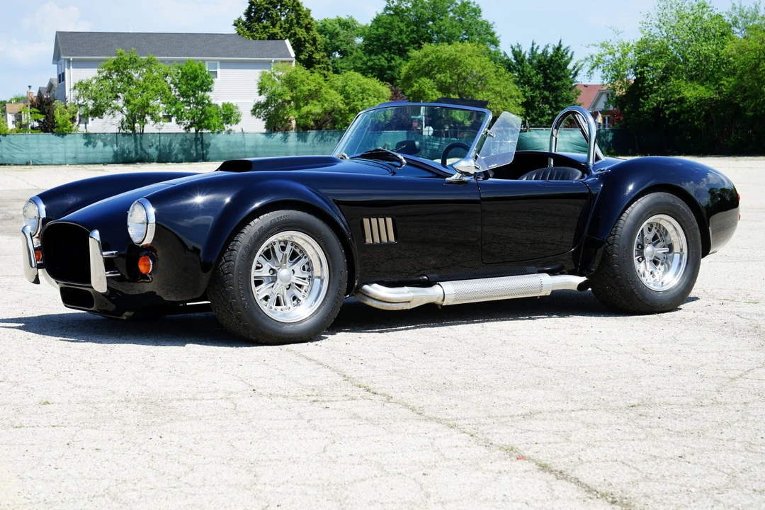 Shelby Cobra Replica - Image 7 of 31