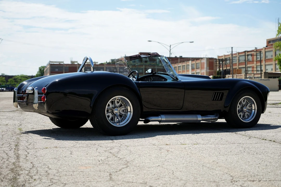 Shelby Cobra Replica - Image 19 of 31