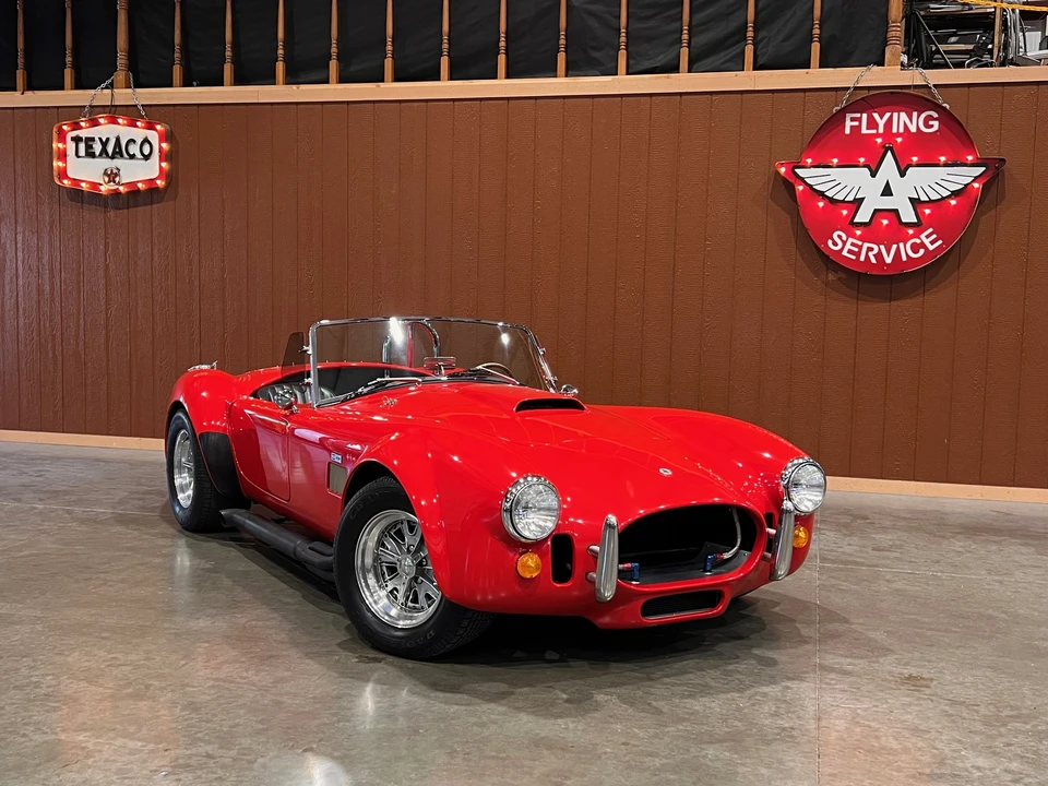 Shelby Cobra Replica - Image 19 of 31