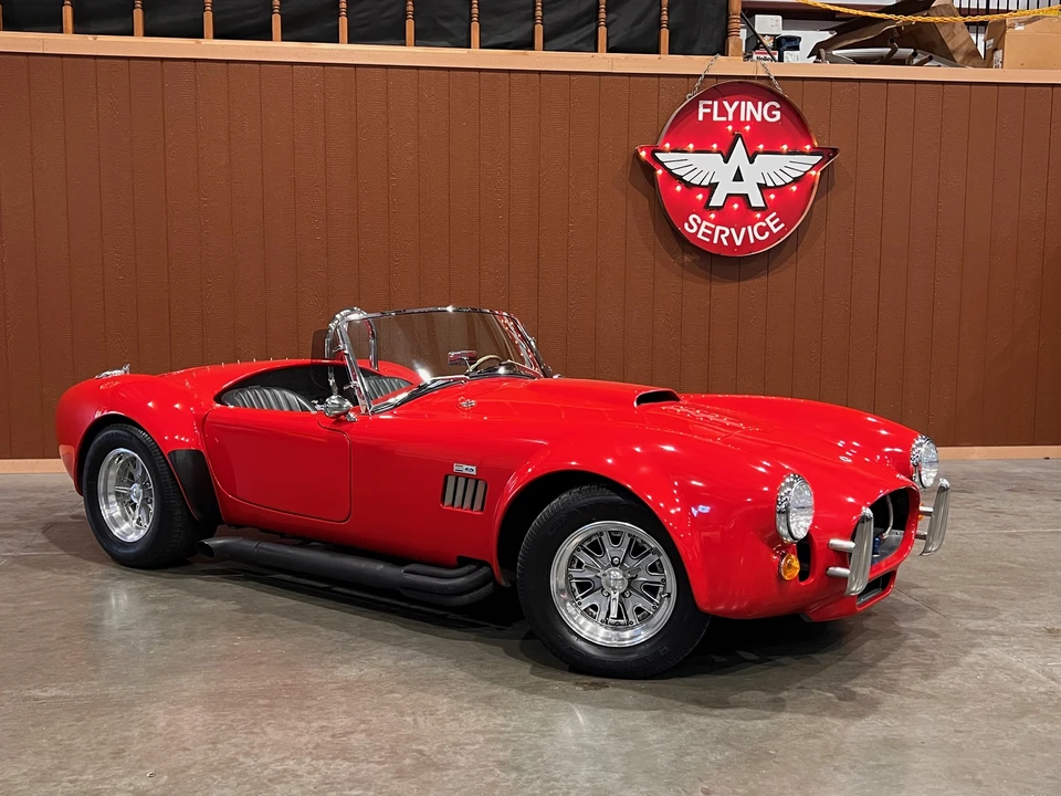Shelby Cobra Replica - Image 18 of 31