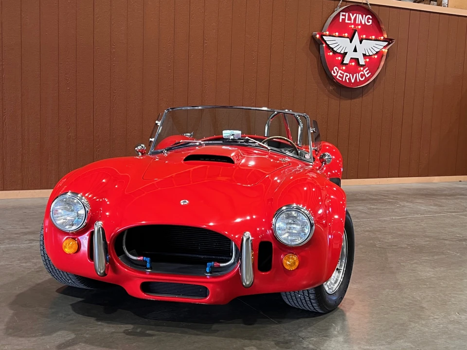 Shelby Cobra Replica - Image 2 of 31