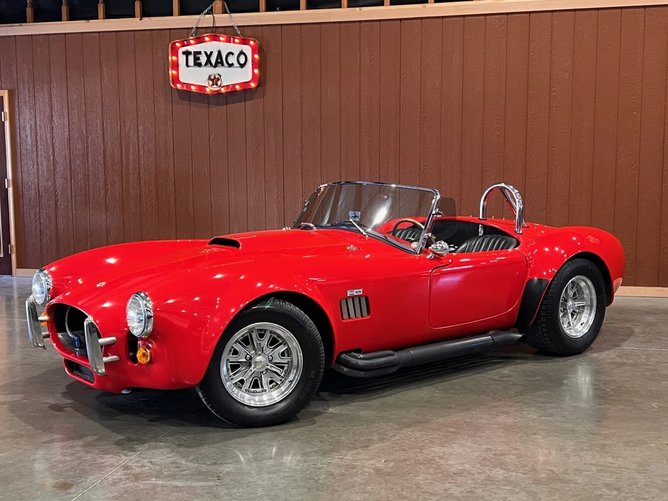 Shelby Cobra Replica - Image 6 of 31