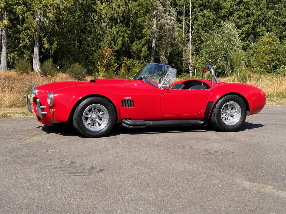 Shelby Cobra Replica - Image 22 of 31