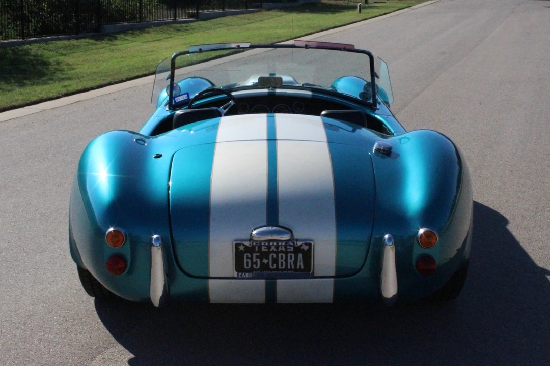 Shelby Cobra Replica - Image 7 of 31