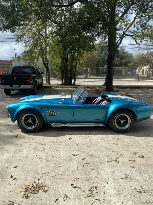 Shelby Cobra Replica - Image 8 of 31