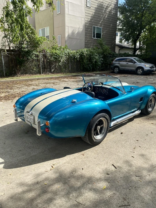 Shelby Cobra Replica - Image 16 of 31