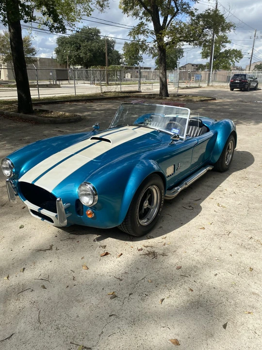 Shelby Cobra Replica - Image 5 of 31