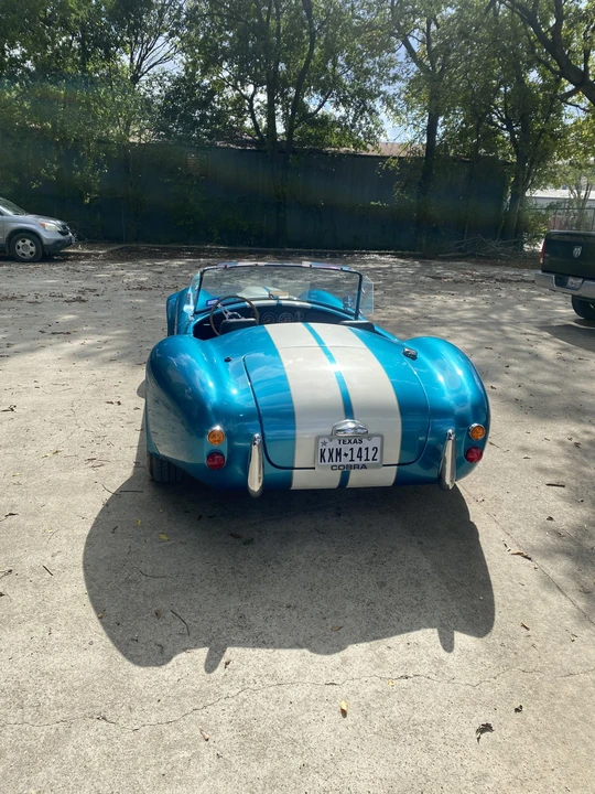 Shelby Cobra Replica - Image 11 of 31