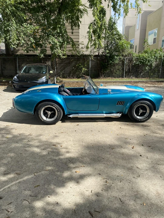 Shelby Cobra Replica - Image 18 of 31