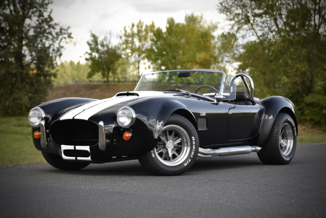 Shelby Cobra Replica - Image 10 of 31