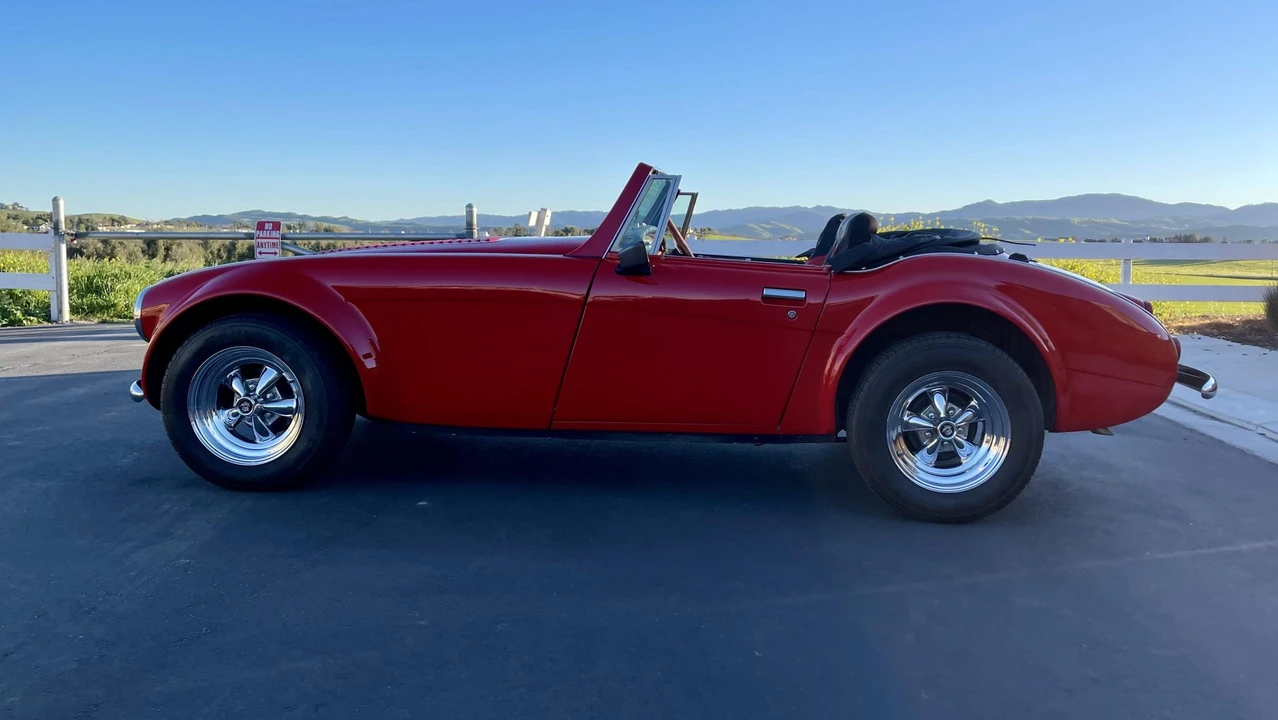 Austin-Healey - Image 14 of 31