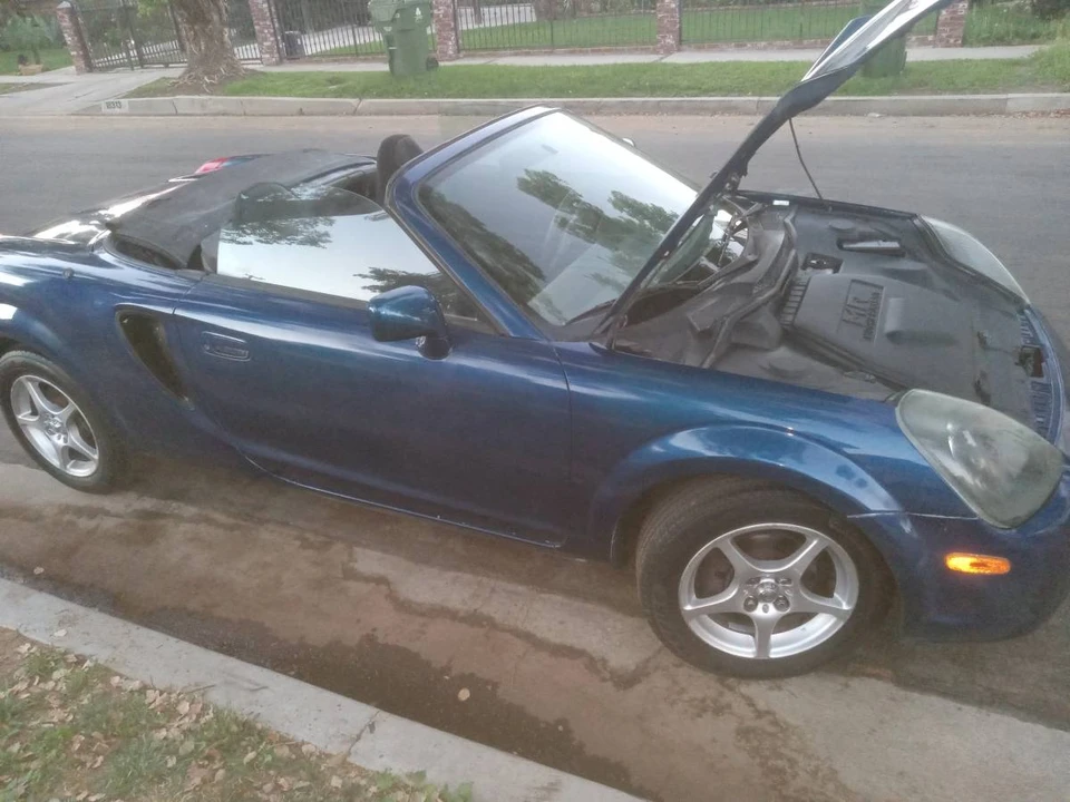 2000 Toyota MR2 Spyder/MR-S - Image 20 of 24