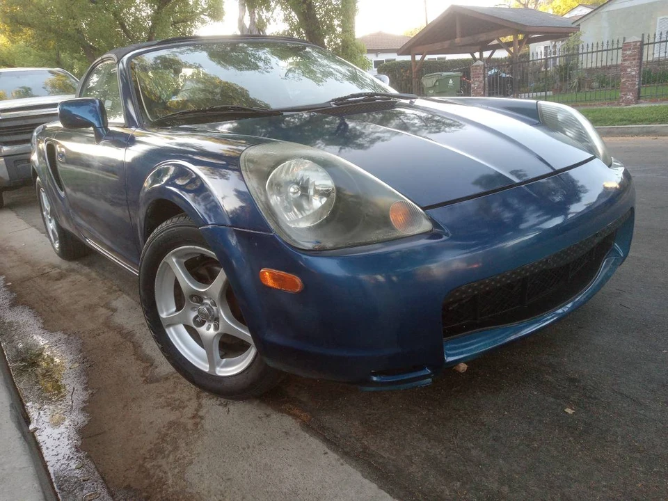 2000 Toyota MR2 Spyder/MR-S - Image 5 of 24