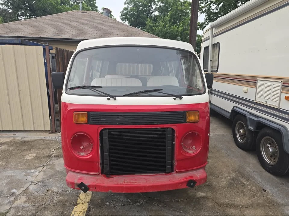 Volkswagen Type 2 - Image 6 of 6