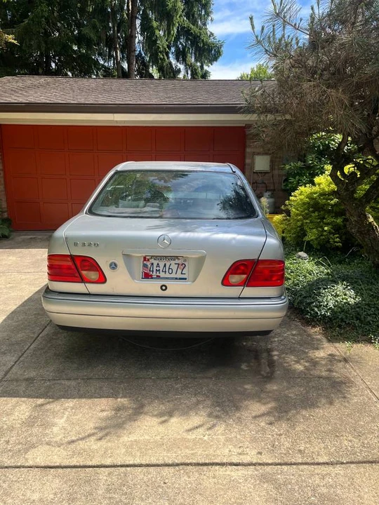 1998 Mercedes-Benz W210 E-Class - Image 2 of 11