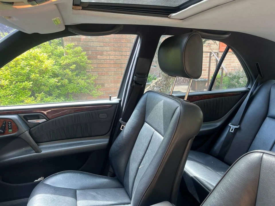 1998 Mercedes-Benz W210 E-Class - Image 9 of 11