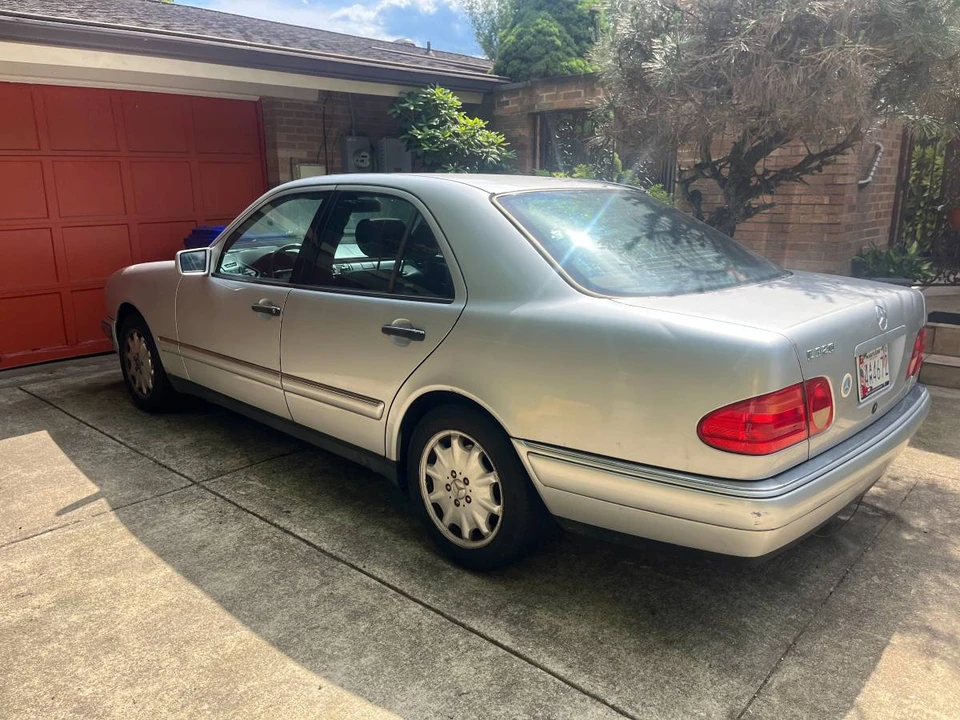 1998 Mercedes-Benz W210 E-Class - Image 4 of 11