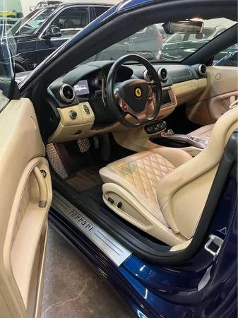 2014 Ferrari California - Image 14 of 19