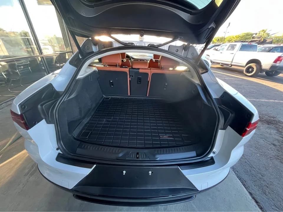 2022 Jaguar I-Pace - Image 10 of 10