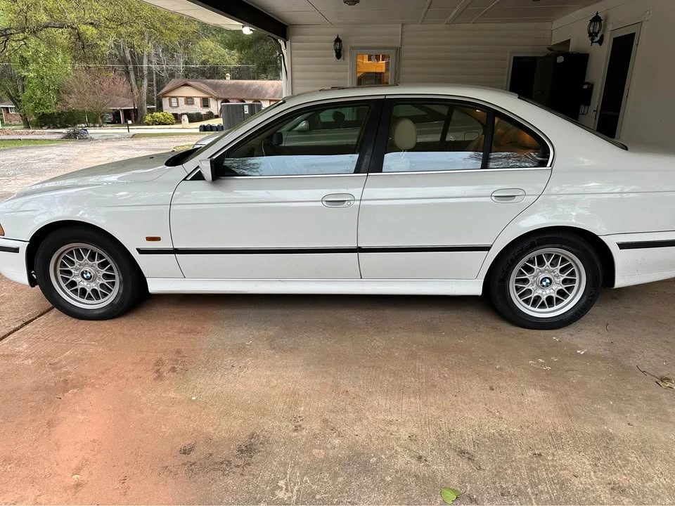 2000 BMW E39 5 Series - Image 2 of 3