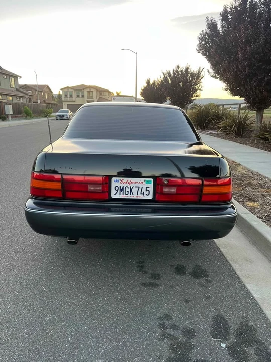 1991 Lexus LS 1st Gen - Image 5 of 10