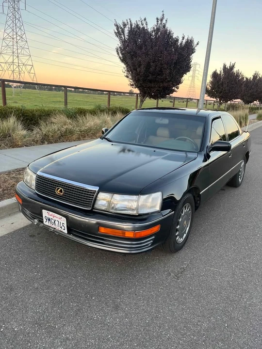 1991 Lexus LS 1st Gen - Image 2 of 10