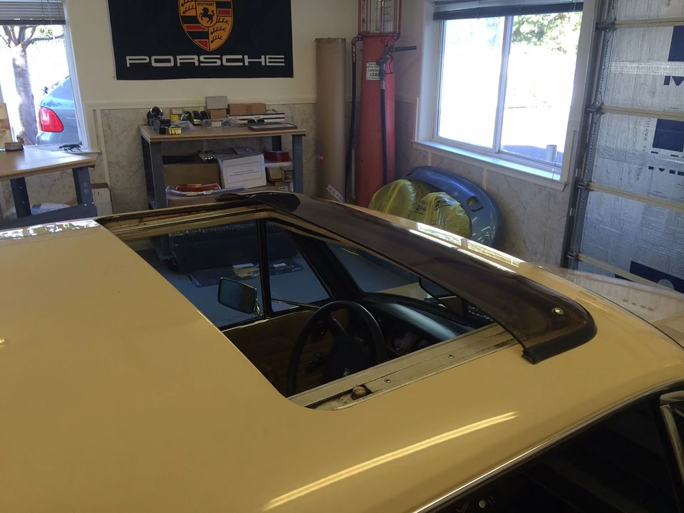 1976 BMW 2002 - Image 19 of 31