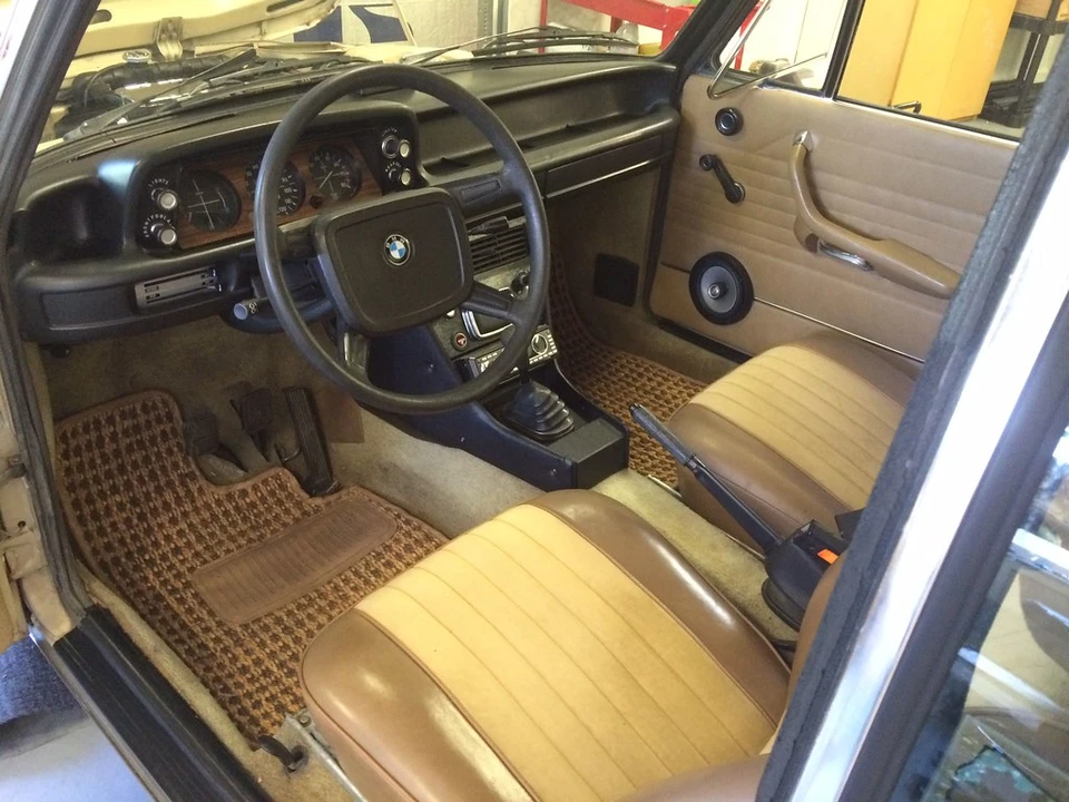1976 BMW 2002 - Image 21 of 31